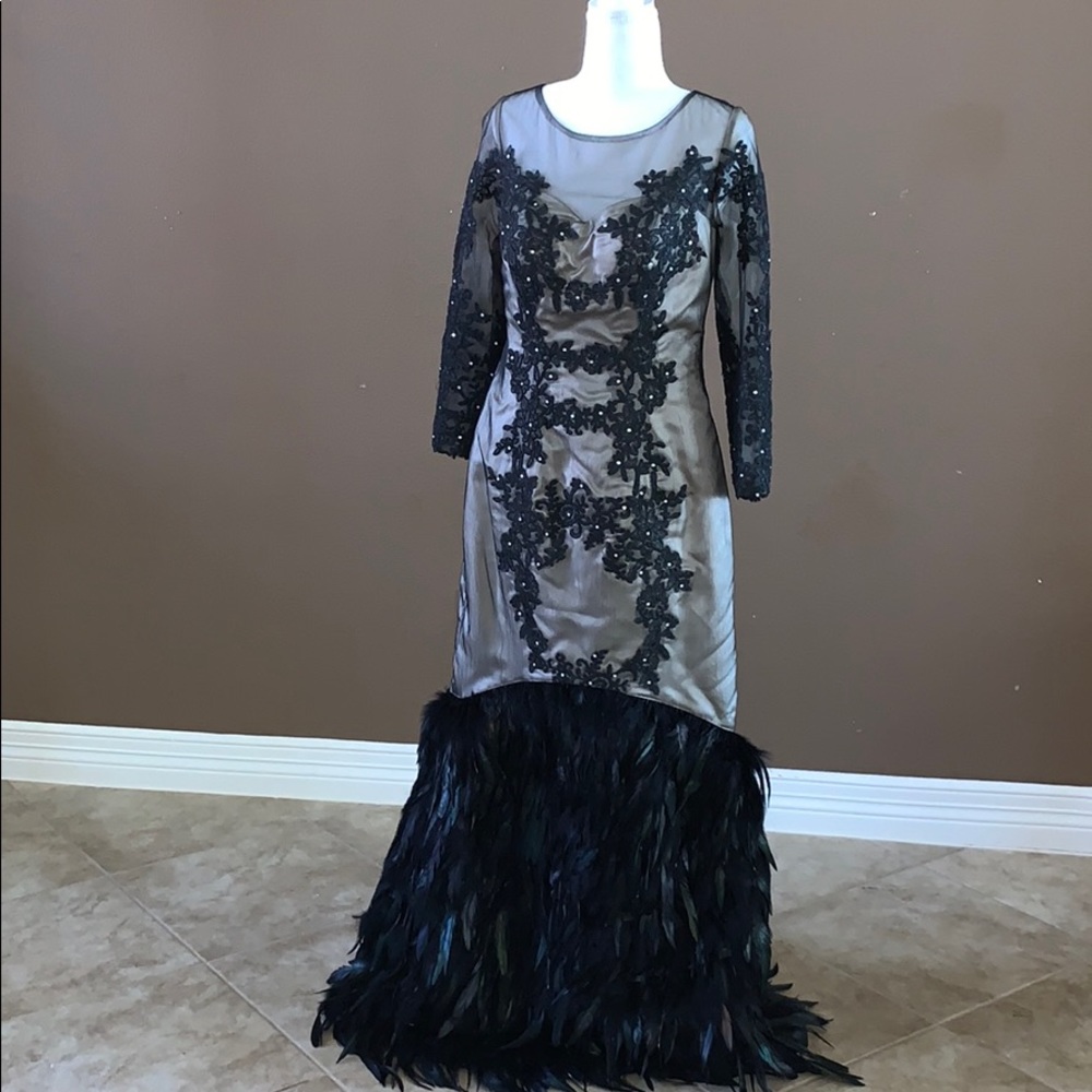New Long Sleeve Evening Dress